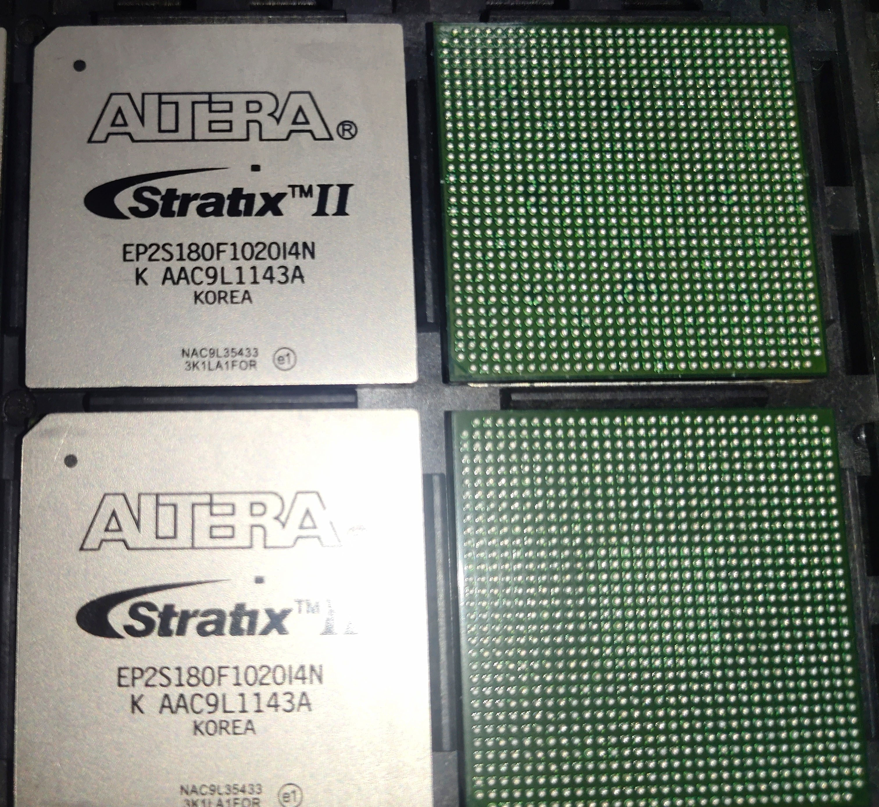 EP2S180F1020I4N 1
