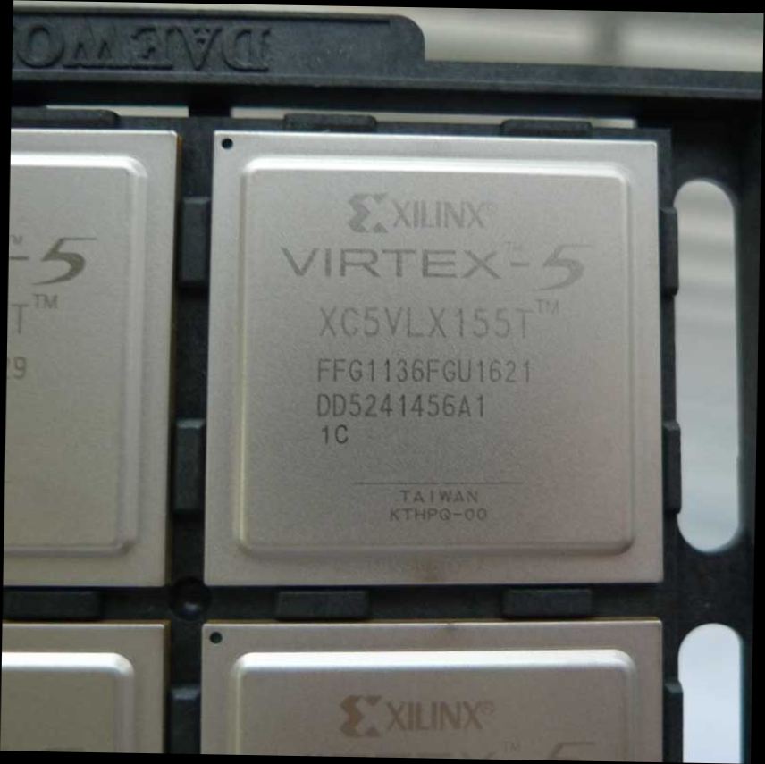 XC5VLX155T-1FFG1136C 1