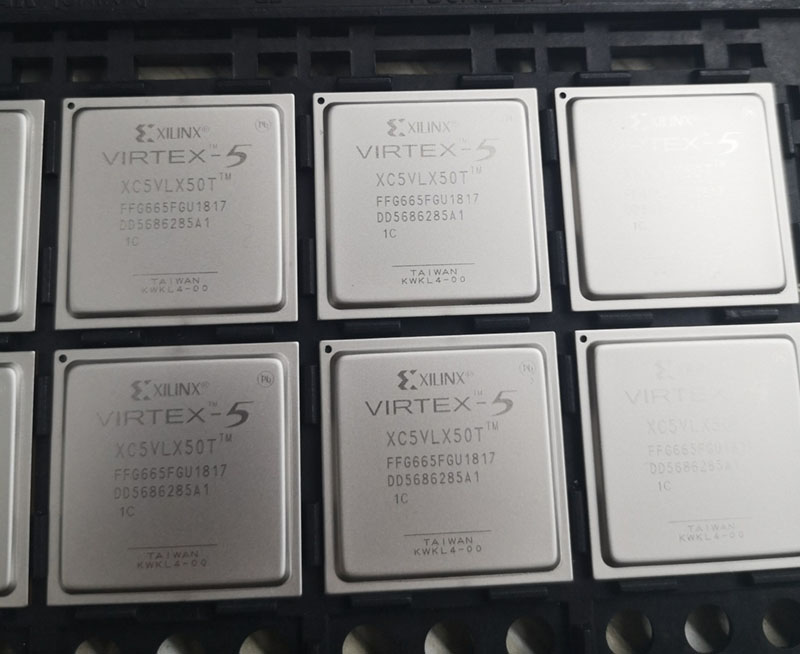 XC5VLX50T-1FFG665C 1